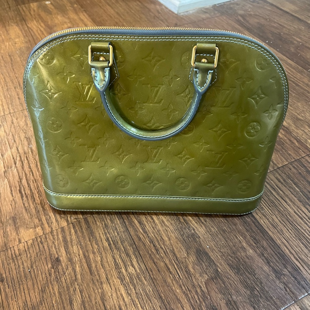 Louis Vuitton Alma Pm